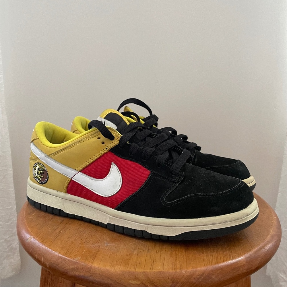 2005 Nike SB Dunk Low CL “Germany Pack” Women’s Sz 7.5/Kids 5.5